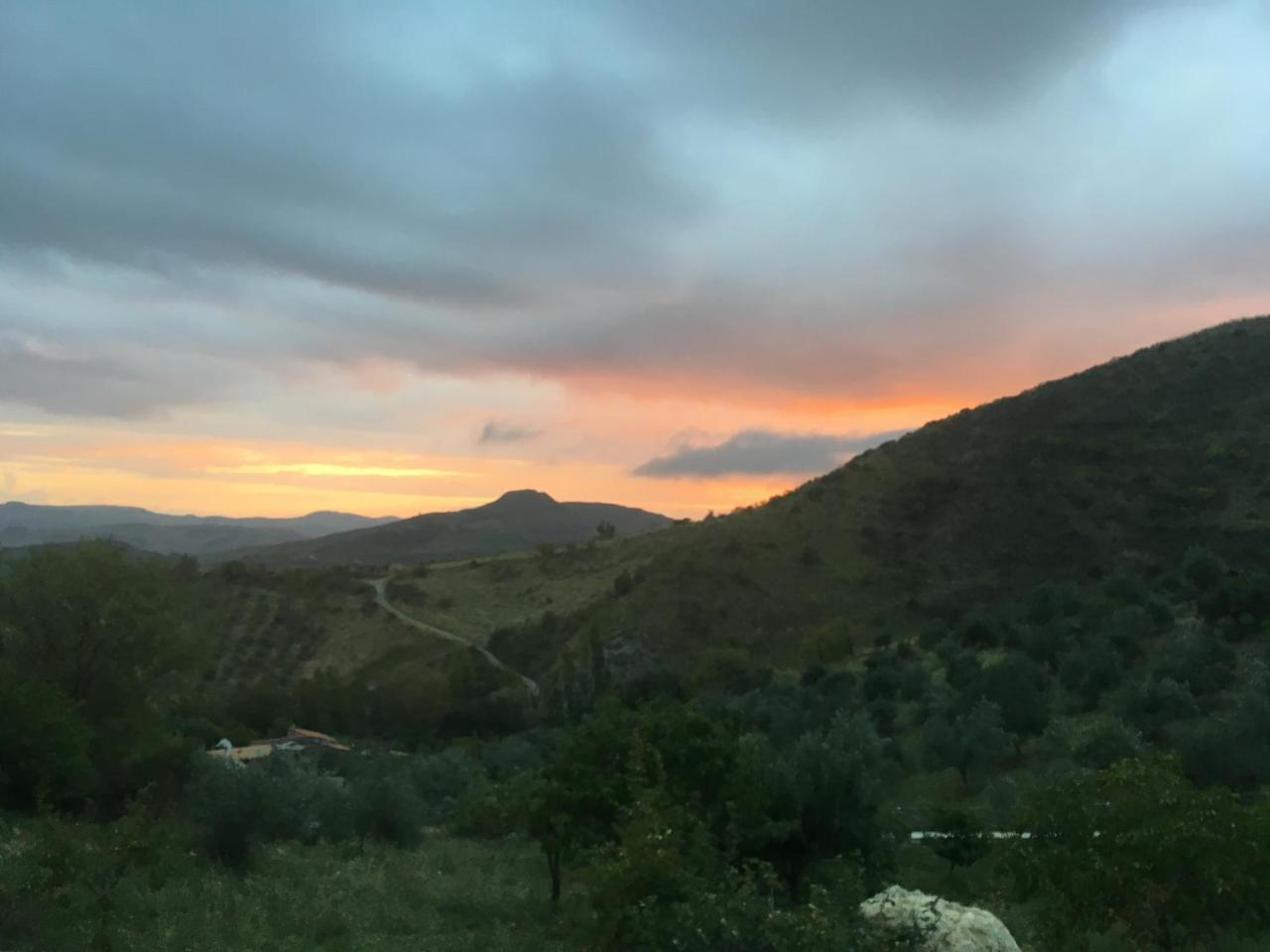 Agriturismo Gelso Castellana Sicula Zewnętrze zdjęcie